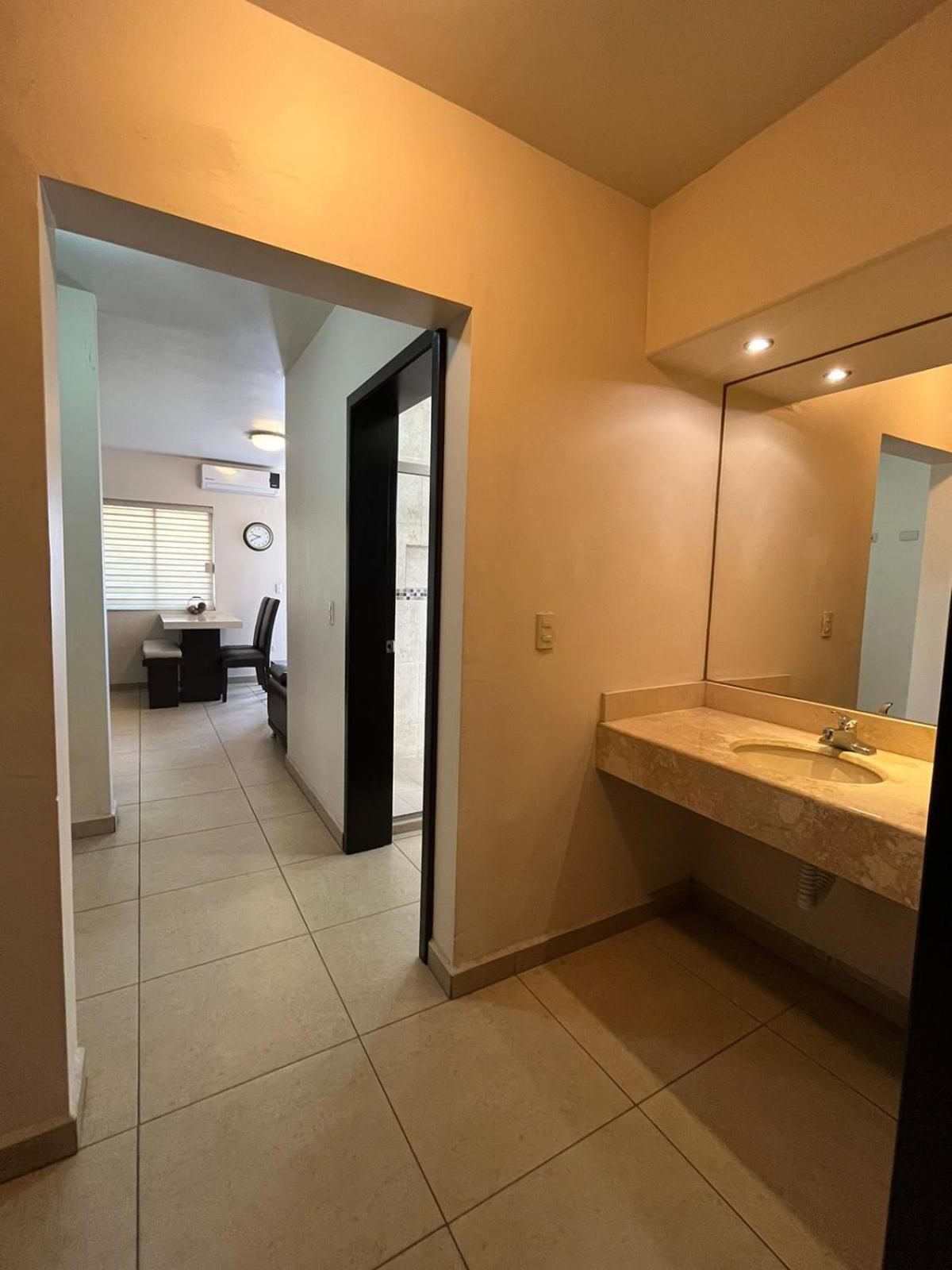 Toscana Suites Ciudad Obregon Ngoại thất bức ảnh